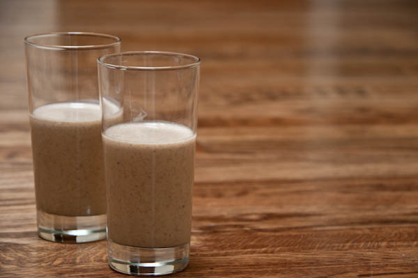 Almond Butter Kefir Breakfast Smoothie